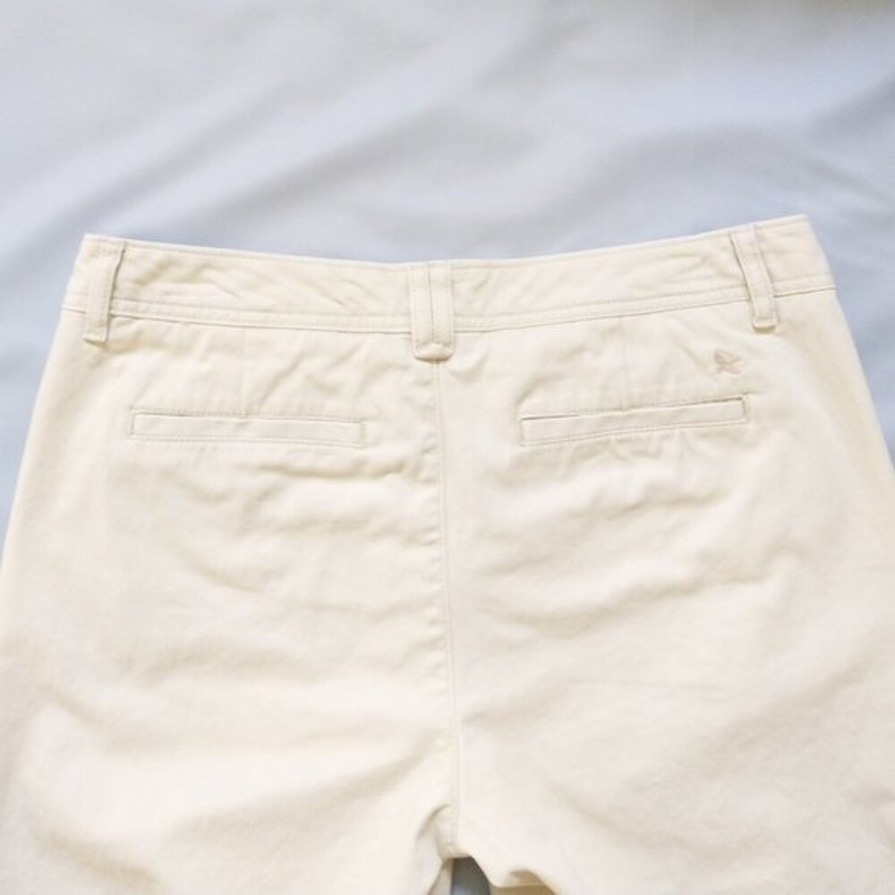 Eddie Bauer Womens Shorts 6 Beige/Cream Legend Wash Cotton 11" Inseam - Picture 4 of 12